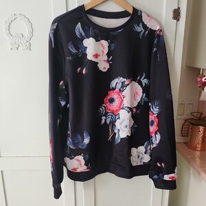 XL Floral Black Sweatshirt